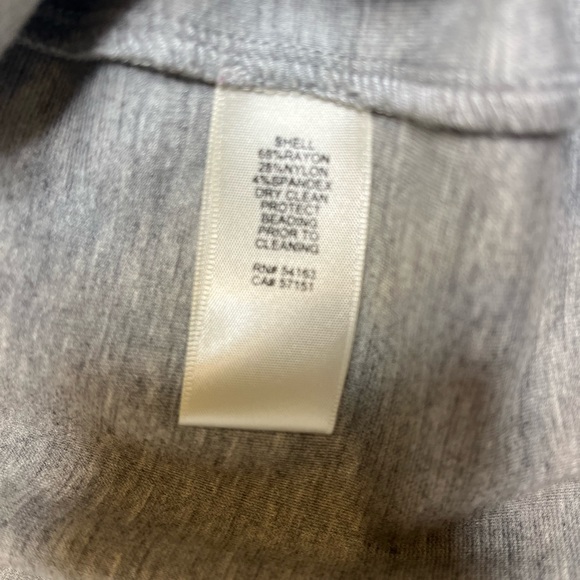 Eliza J Women’s Classic Shift Dress - Picture 8 of 8